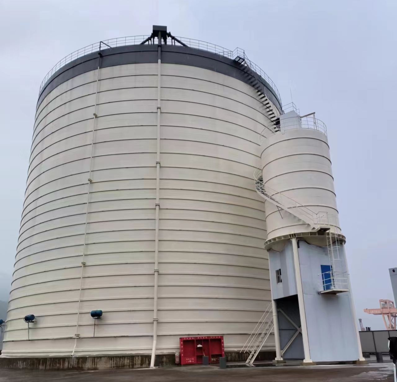 甘谷10万吨水泥钢板库